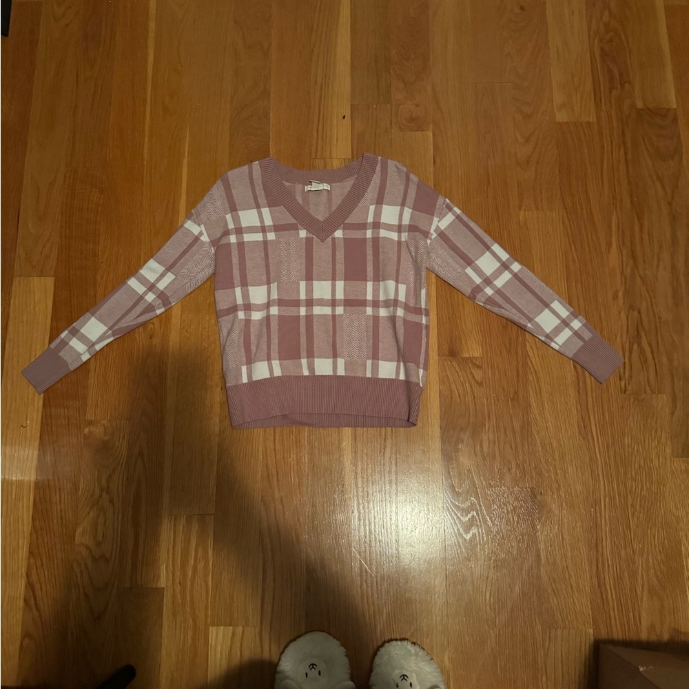 Plaid V-Neck Sweater - Pink and White